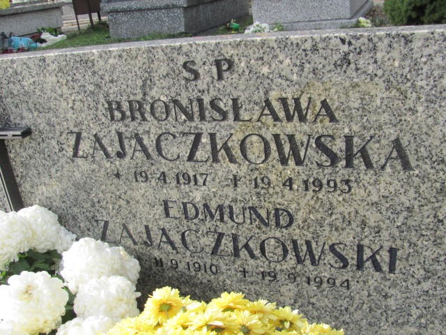 Edmund ZAJĄCZKOWSKI 1910 Bielsko-Biała - Grobonet - Wyszukiwarka osób pochowanych