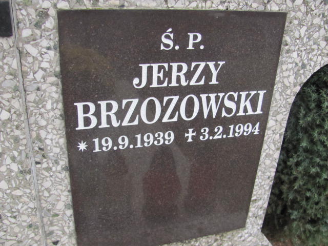 Jerzy BRZOZOWSKI 1939 Bielsko-Biała - Grobonet - Wyszukiwarka osób pochowanych